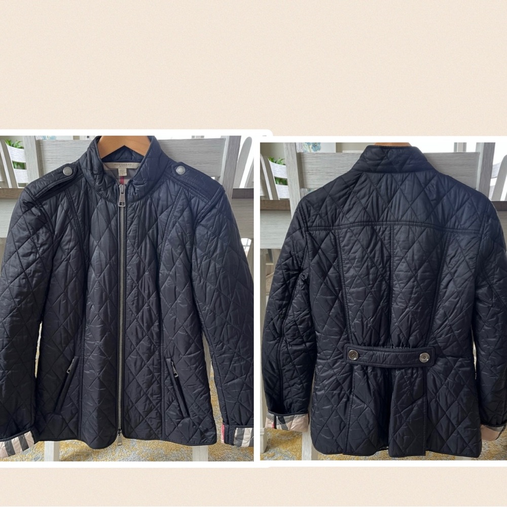 Burberry - Jacket / Puffer Coat - Black Quilted w/ Fitted Silhouette - Zip Front - Picture 4 of 16